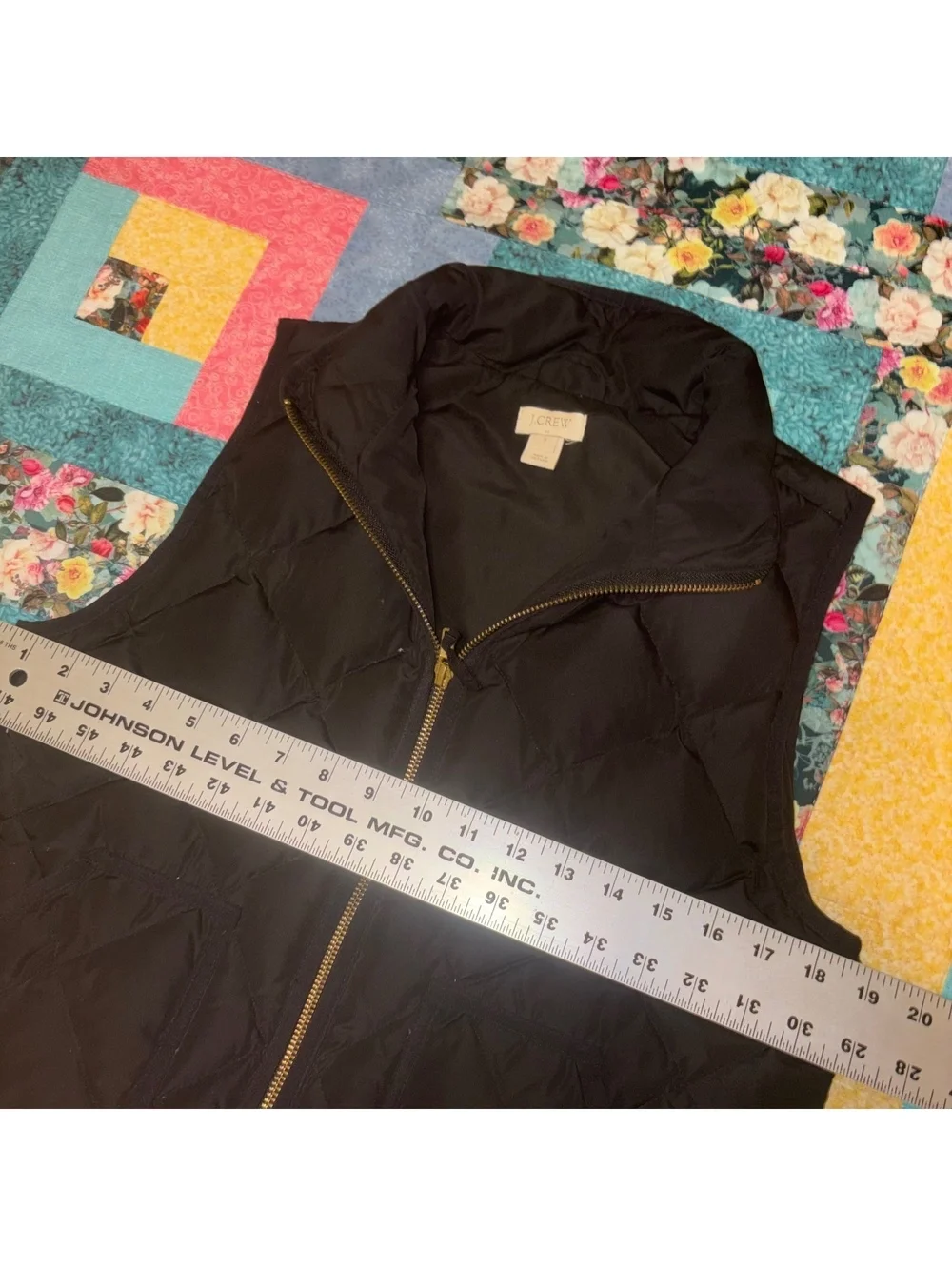 J.Crew Black Quilted Puffer Vest Woman’s Size Small Outdoor Jacket Vest Warm